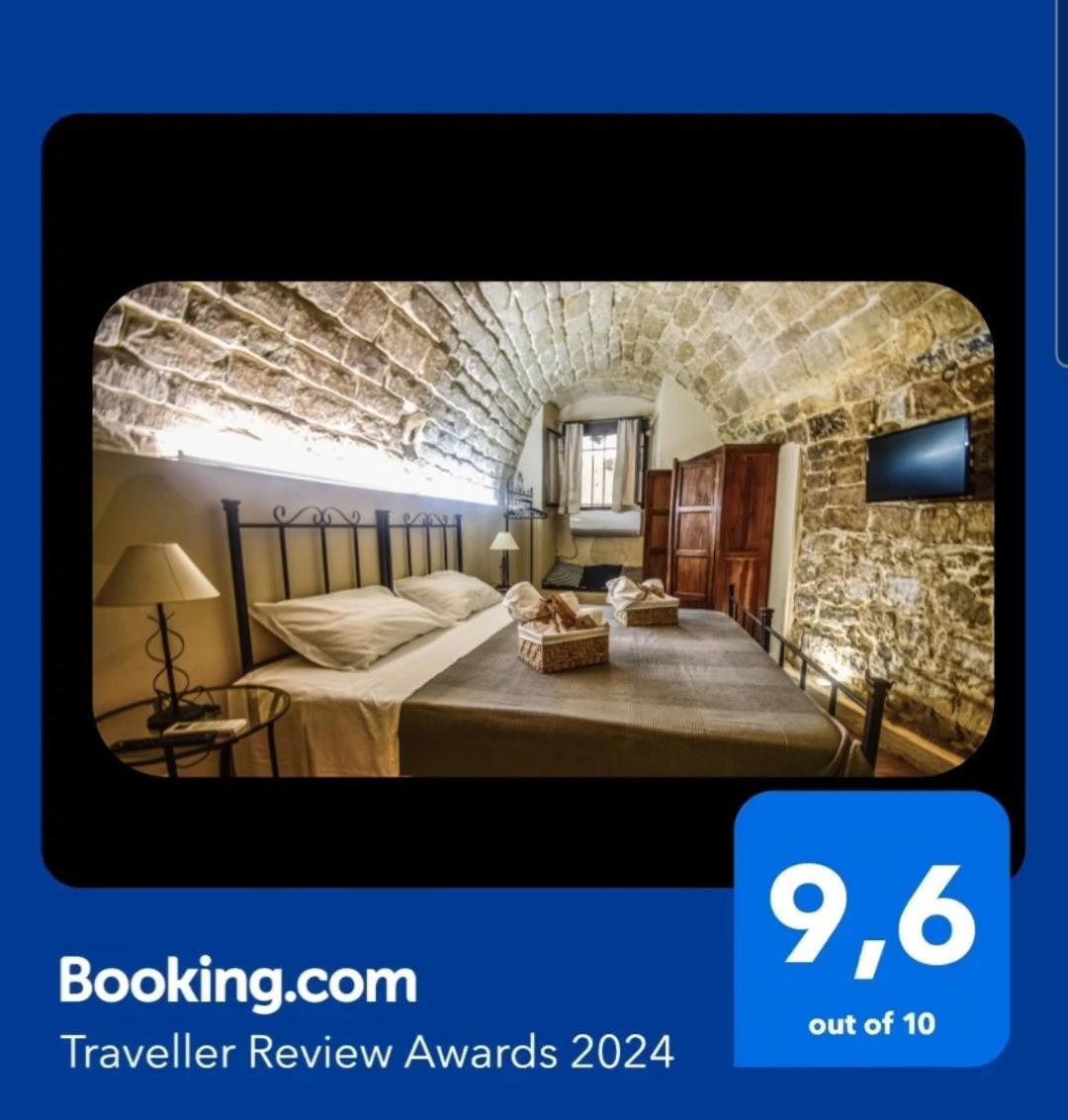 Domum In Petra Casa Nella Roccia Self Check - In Villa โมดิกา ภายนอก รูปภาพ