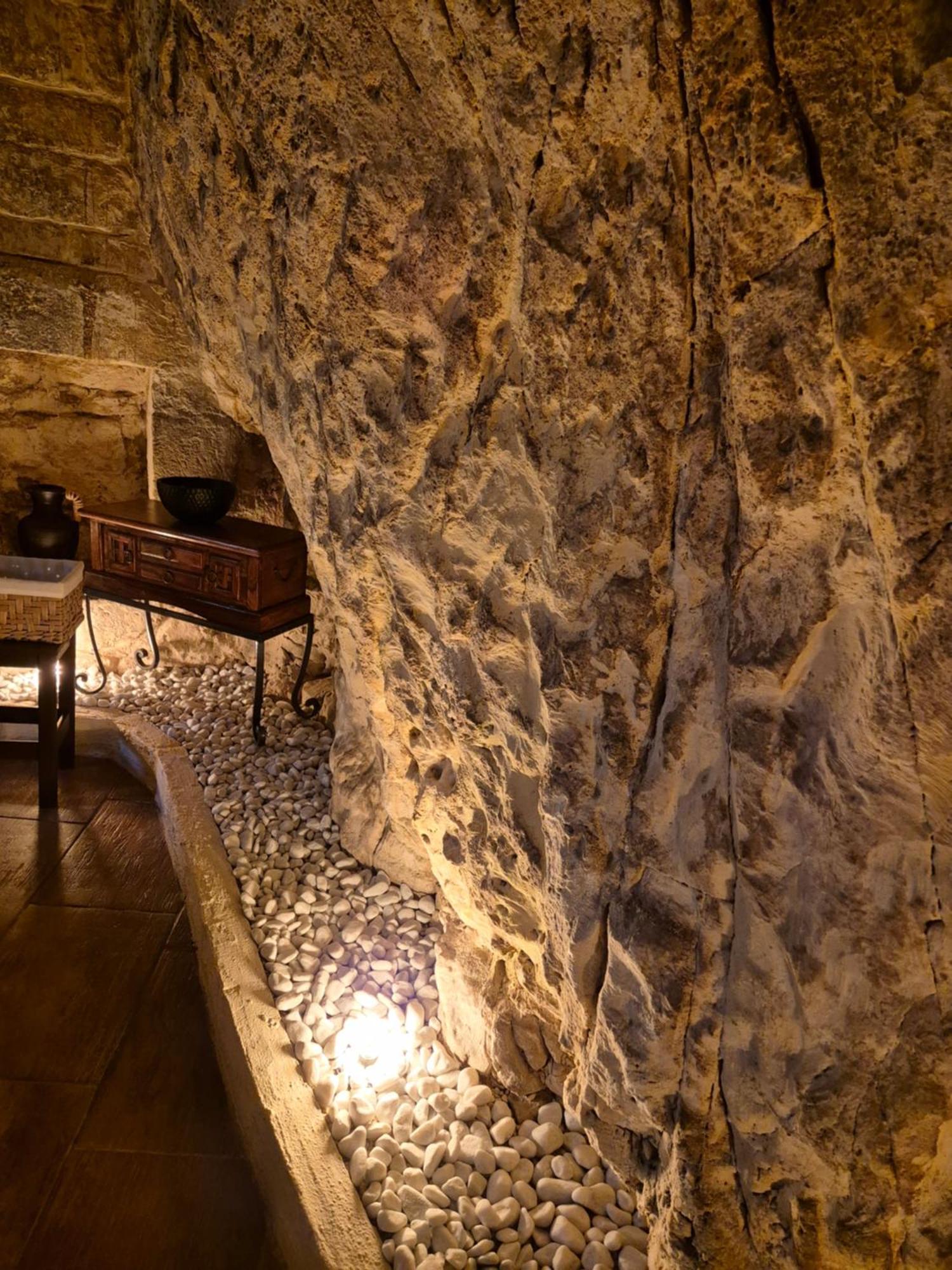 Domum In Petra Casa Nella Roccia Self Check - In Villa โมดิกา ภายนอก รูปภาพ